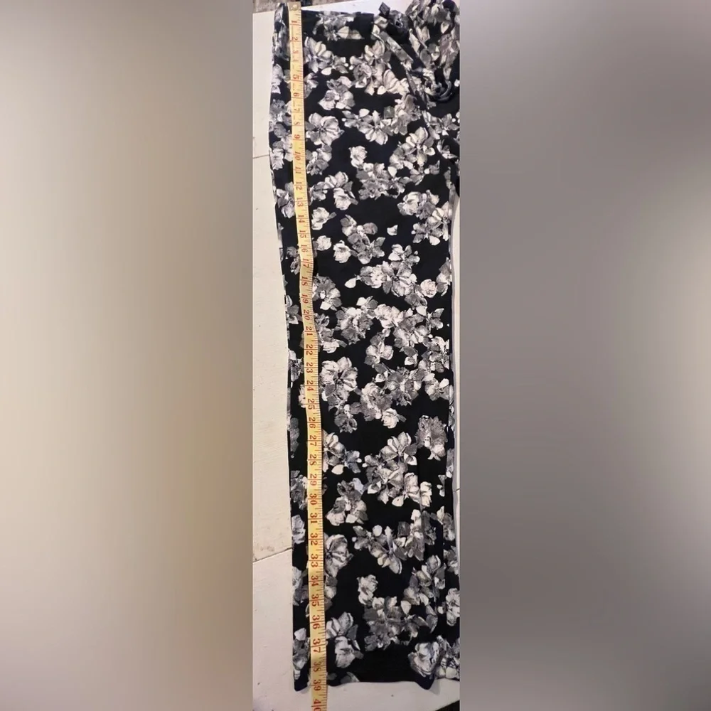 Ellen Tracy flare pants black w/ white flowers wrinkle resistant tie waist S - Picture 8 of 11
